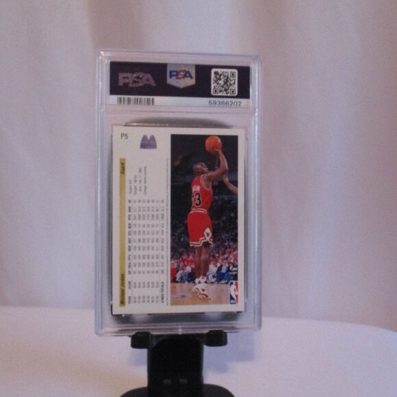 1992 U.D. McDONALD'S MICHAEL JORDAN #P5 EX.-MT PSA 6 - Picture 2 of 2
